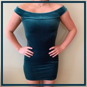 Forest Green Velvet Bodycon Dress